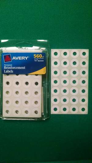 Avery Reinforcement Stickers, 1/4, 560 Total (6734) 